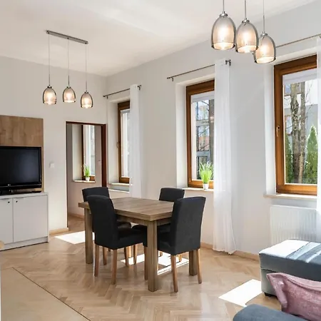 Udanypobyt Z Basenem Apartment Zakopane