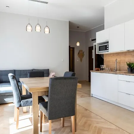 Apartment Udanypobyt Z Basenem Zakopane