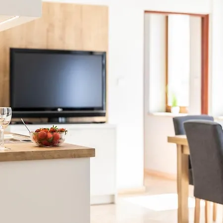 Udanypobyt Z Basenem Apartment *